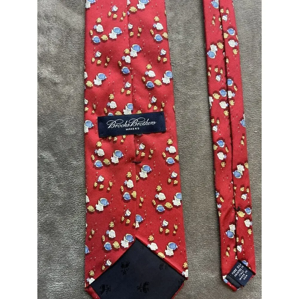 GORGEOUS Brooks Brothers Red with Blue‎ Tropical Fish Silk Tie